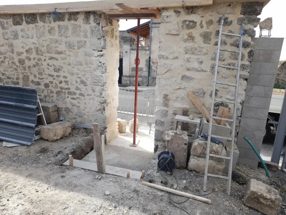renovation mur en pierres exterieur (7)