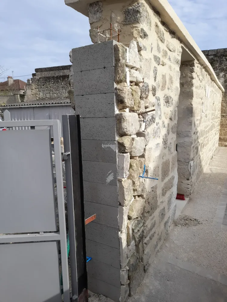 renovation mur en pierres exterieur (6)